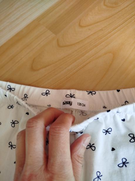 Predám kraťasy č.128 spolu, sinsay,128