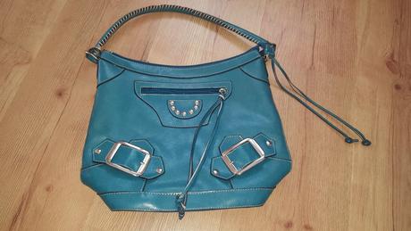 Tyrkysová kabelka,