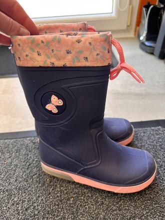 Krasne gumaky 28/29, lupilu,28