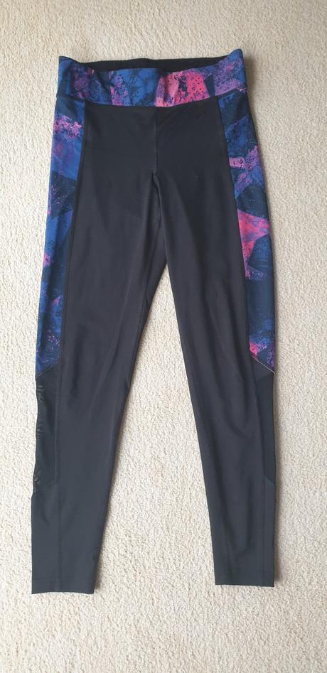 Špotrové legíny, s