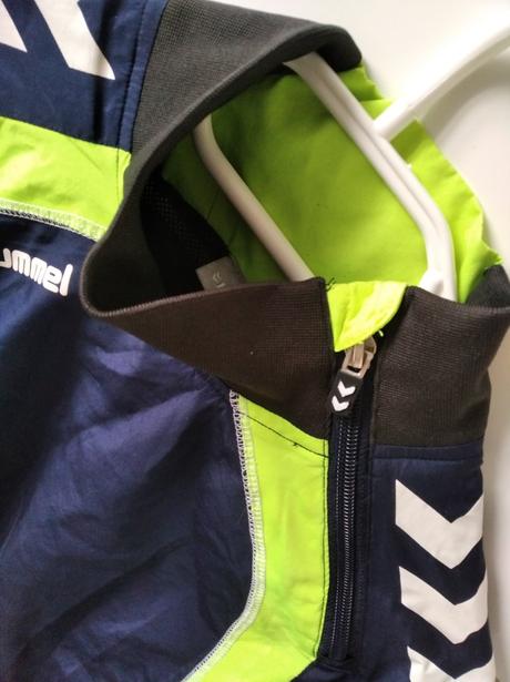 Športová vetrovka, hummel,152