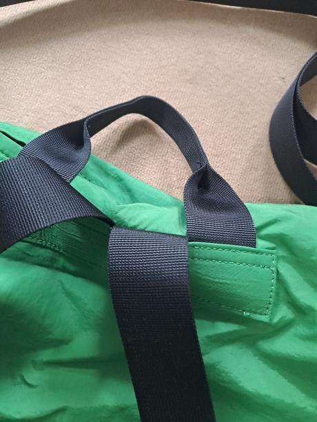 Zeleny ruksak od reserved, reserved