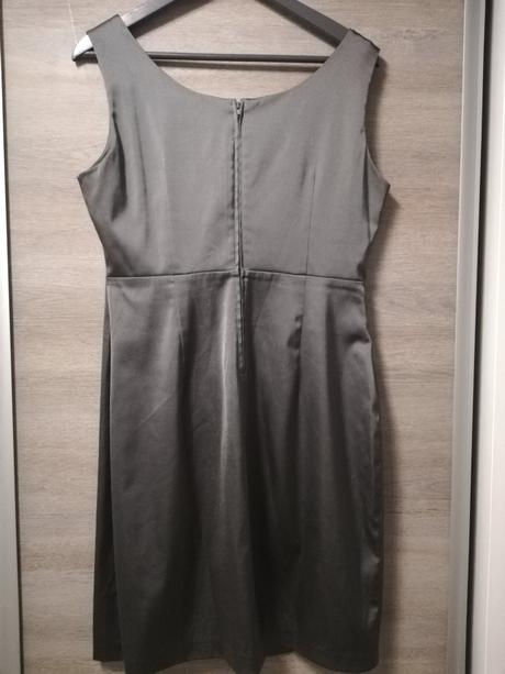 Elegantné saténové šaty, orsay,40