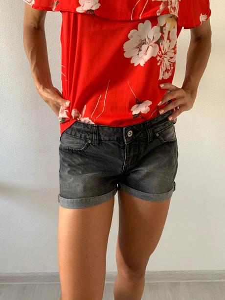 Šedé riflové šortky zn. cropp, xs