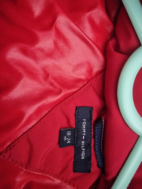 Zimna bunda, tommy hilfiger,86