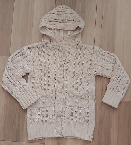 Predĺžený svetrík, adams,98