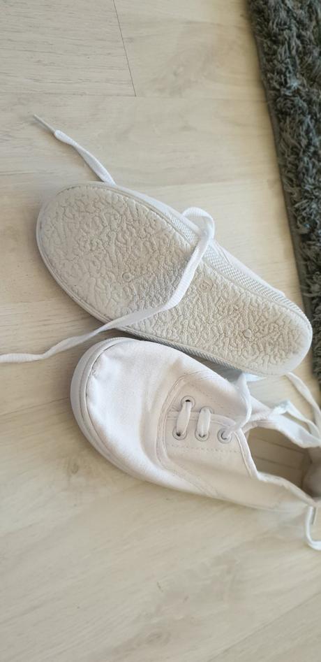 Biele tenisky č.29, 29