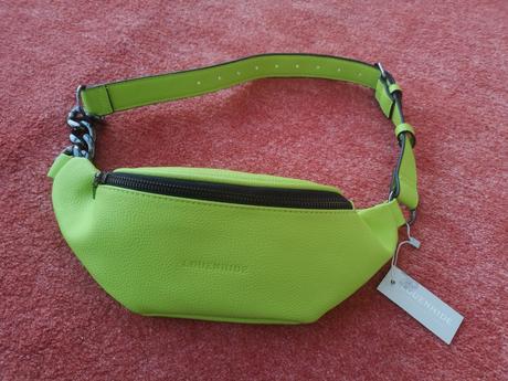 Louenhide dámska ľadvinka, 