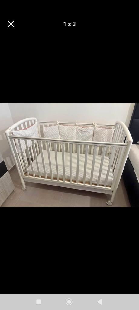 Drevena postielka na kolieskach 124x64, 