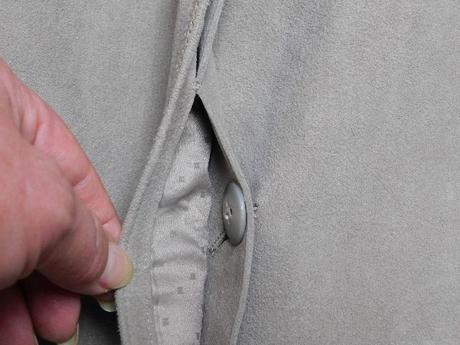 Luxusny zimny kabat s odonimatelnou kožušinovou po, 46