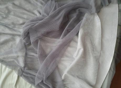 Krasna midi sukna, 38