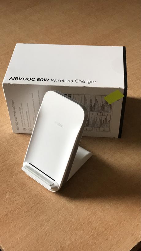 Oppo airvooc 50w wireless charger,