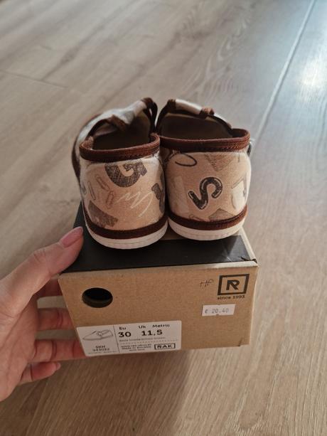 Rak papuce 30, rak,30