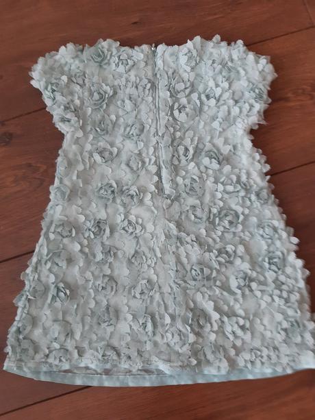 Kvetinkové 3d šatičky, 86