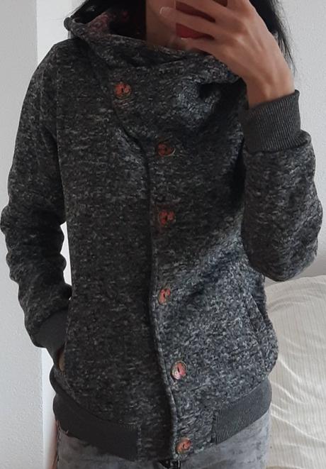 Mikina na gombiky, m / s