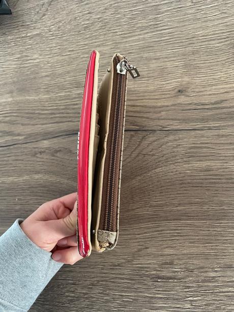 Guess peňaženka, guess