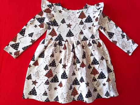 Šaty na vianočné fotenie, 110