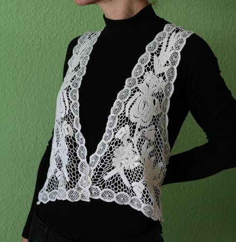 Vesta z niťovej čipky veľ. 5xl - 50, 5xl