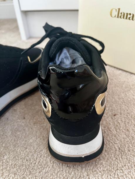 Tenisky, clara barson,39