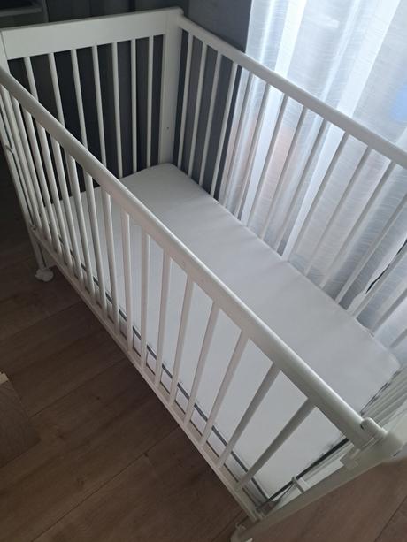 Detská polohovateľná postieľka s bočnicou, šírka (cm): 60,dĺžka (cm): 120