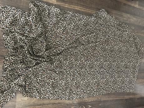 Obrovská leo šatka, xl