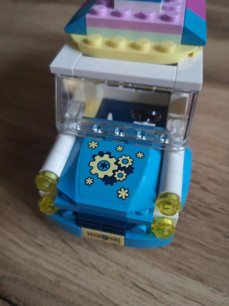 Lego friends 41333 olivia a jej špeciálne vozidlo, 