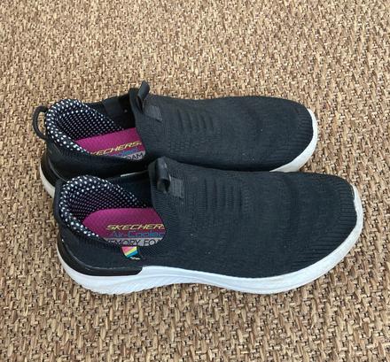 Ľahké našuchovacie tenisky skechers, skechers,35