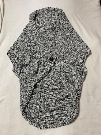 Sveter kardigán čiernobiely,