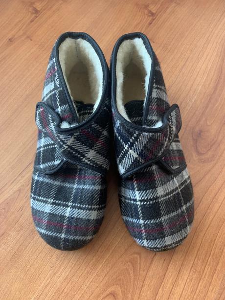 Kárované zateplené papuče, 40