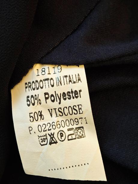 Elegantný tmavomodrý top z talianska, m