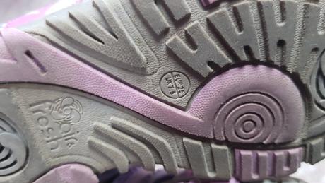 Sandálky, lupilu,25