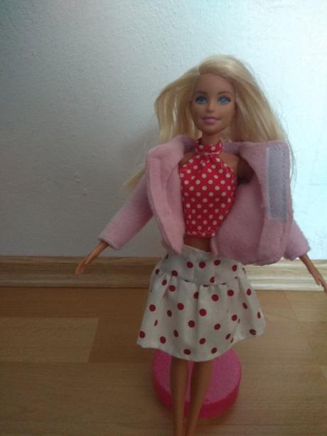 Šaty pre barbie, 
