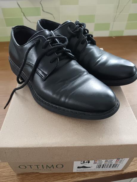 Slávnostné topánky, 34