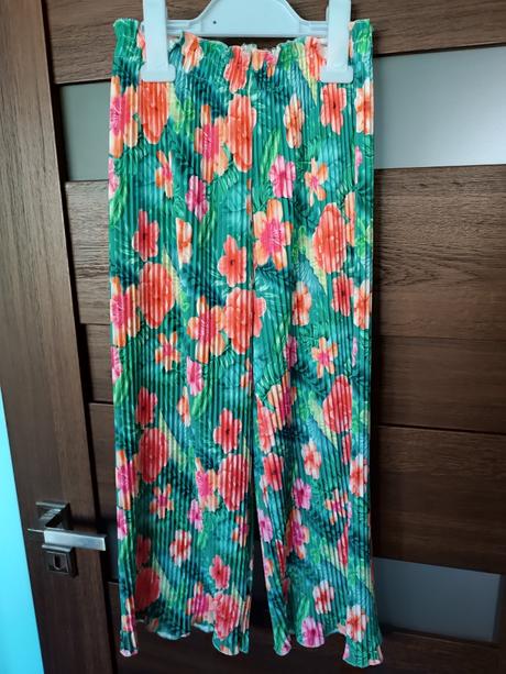 Dievčenský komplet - nohavice a tričko, 128