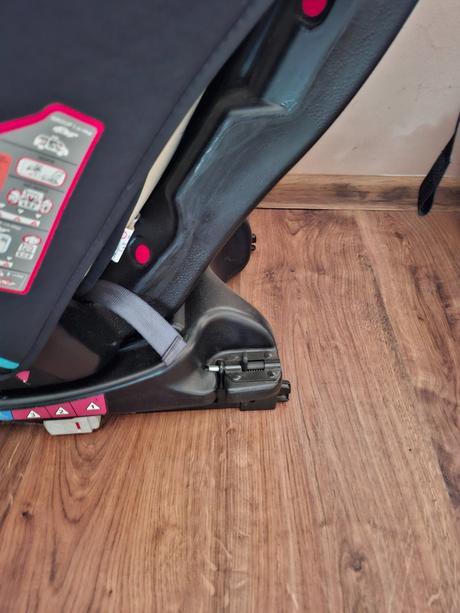 Predám autosedačku, 