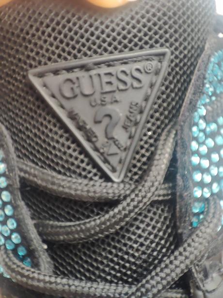 Botasky s kamienkami, guess,39