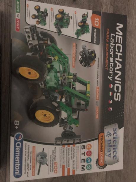 Mechanic laboratory lietadla a helikoptery, 