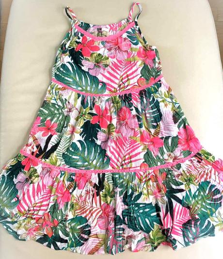 140 next kvietkovane saty,10 r., next,140