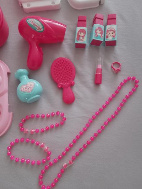 Detský kozmetický kufrík, 