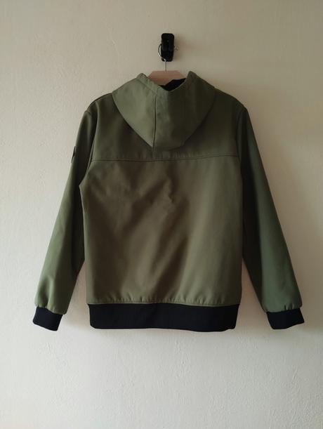 Prechodná vetrovka, yigga,158