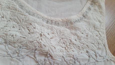 Krásna blúzka s výšivkou, marks & spencer,152