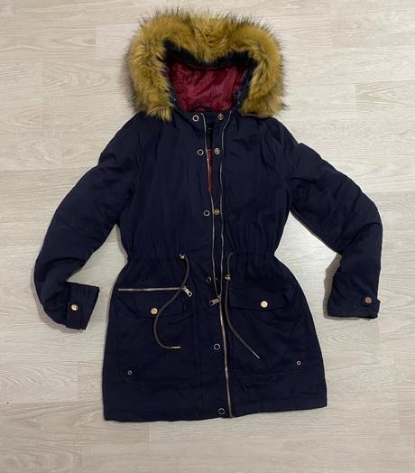 Tmavomodrá tenšia vetrovka, reserved,s