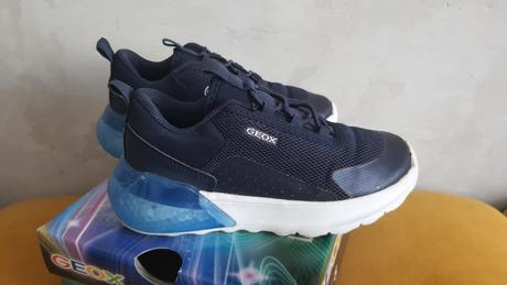 Geox svietiace tenisky 29, geox,29