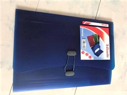 Obal a4 s gumičkou, 