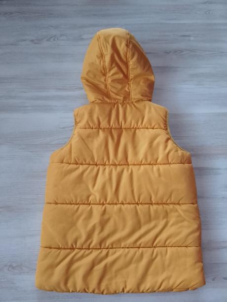 Chlapčenská vesta, chapter young,146