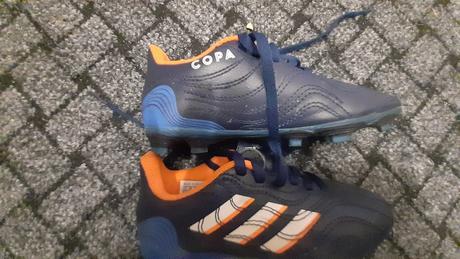 Kopačky, adidas,28