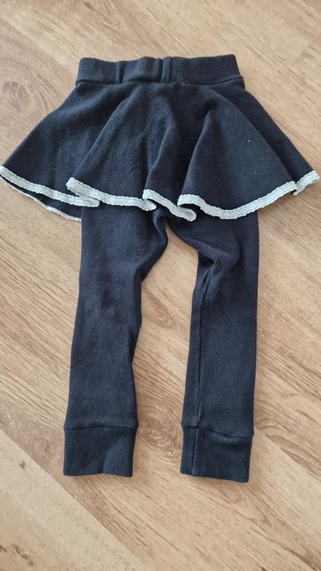 Suknoleginy sisa, 98