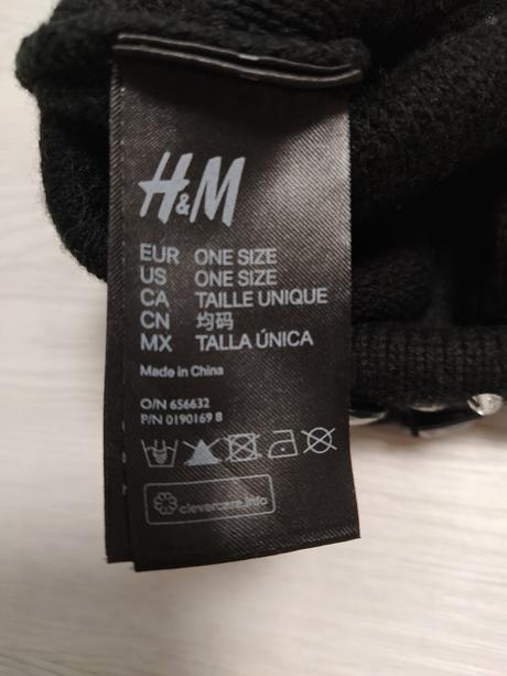 Čierna čiapka s kamienkami., h&m