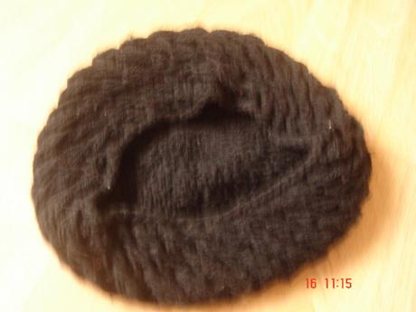 Cierna hruba pletena baretka, m