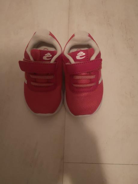 Tenisky veľkosť 20, 20